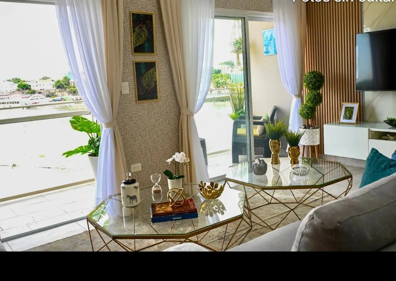 Modern Colonial Water View Lejlighed Calero